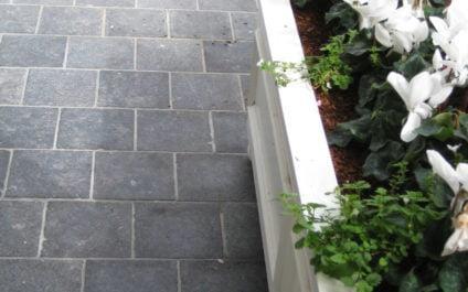 Maiden Stone Description Image