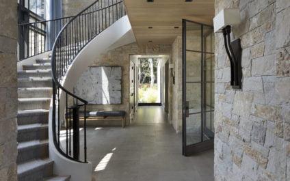 Maiden Stone Description Image